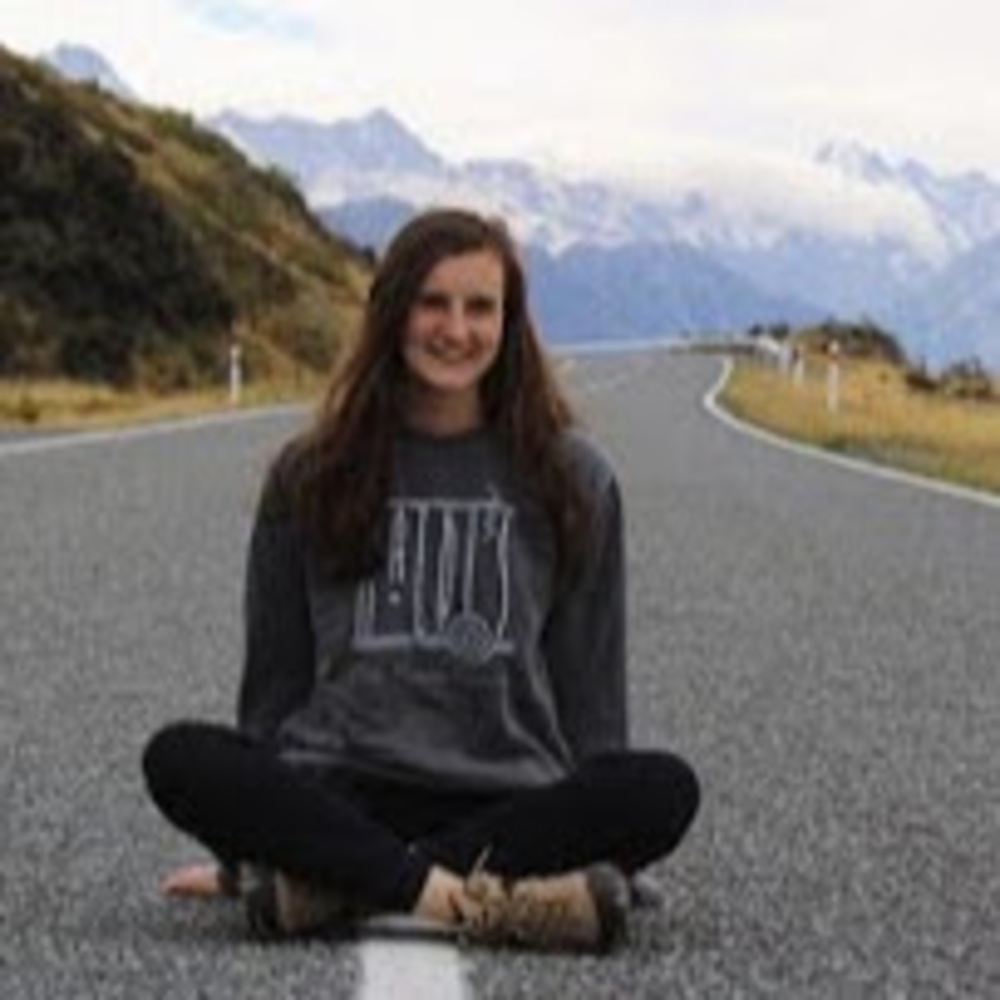 Meet your Posher, Lauren